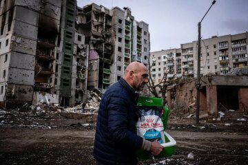 Zniszczone miasta Ukrainy, photo - Dimitar Dilkoff / AFP / East News