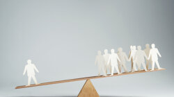 Płace w Polsce wzrosły o 8,2%, ale przepaść między branżami się pogłębia