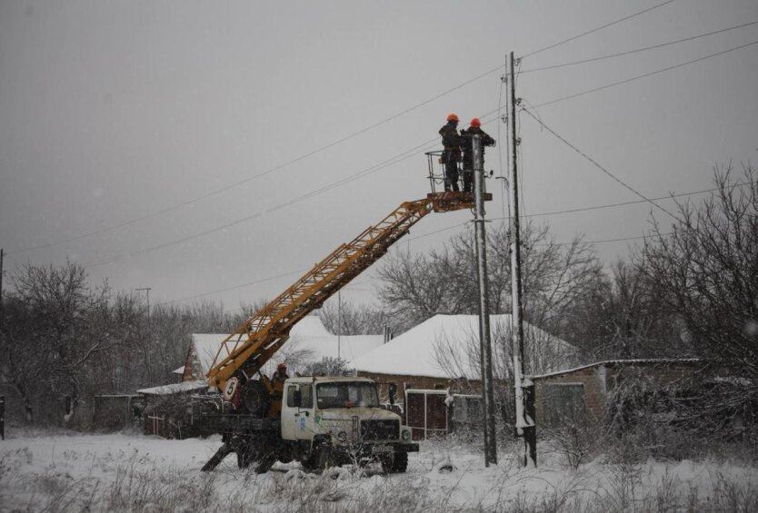 Kijów w warunkach ekstremalnych: Ukrenergo, DTEK i Kliczko oceniają sytuację